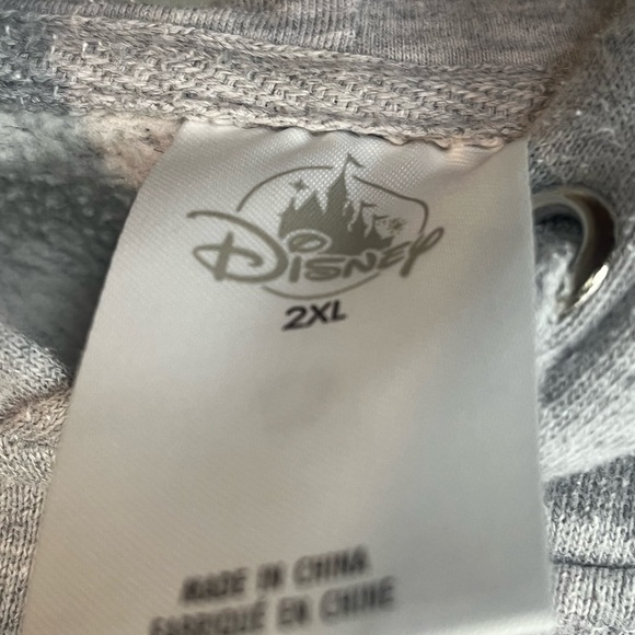 Disney PIXAR Onward Willowdale College Logo Tag - Picture 10 of 12